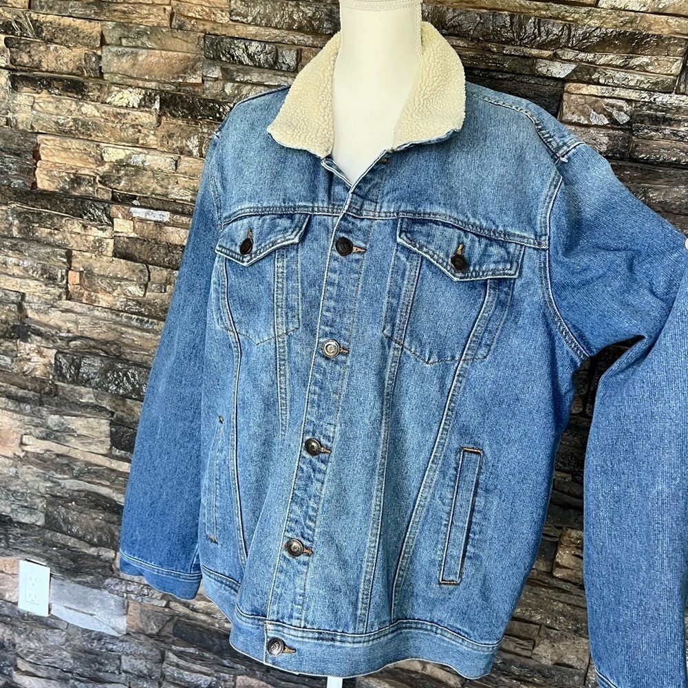 Blue Denim Jacket with Cream Sherpa Collar - Picture 10 of 11